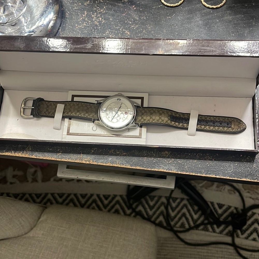 Coach watch